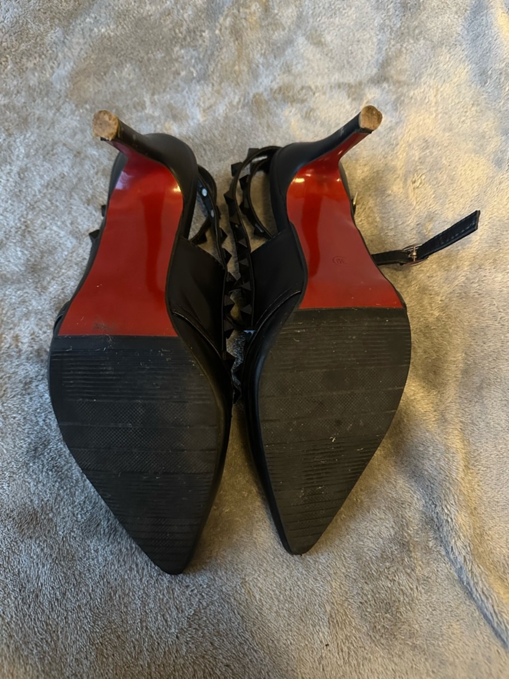 Black Studded Hardware Details Heel Pumps with ankle strap - Picture 3 of 5